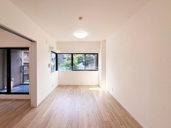 ���r���O�@-