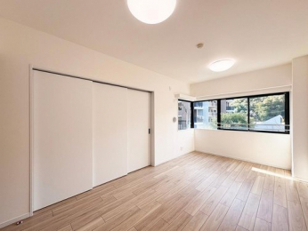 ���r���O�@-