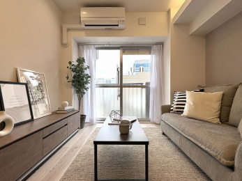 ���r���O�@-