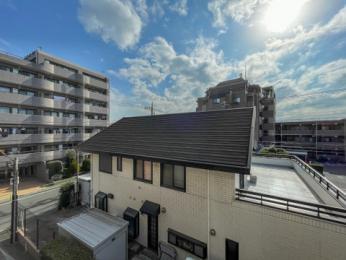 �Z�˂���̒��]�ʐ^�@-