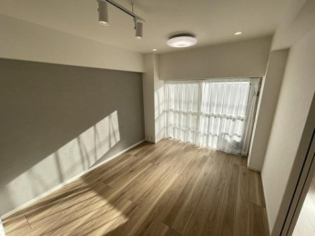 ���r���O�@-