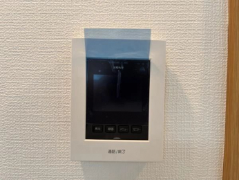 ̑ρ@TVj^[tC^[tH