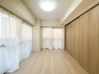 ���r���O�@-