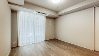 ���r���O�@-