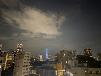 �Z�˂���̒��]�ʐ^�@-