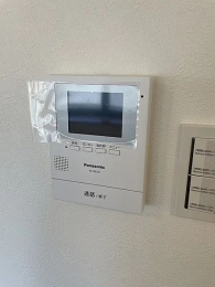 ̑ρ@TVj^[tC^[tH