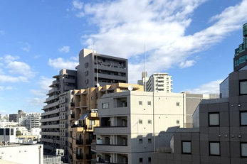 �Z�˂���̒��]�ʐ^�@-