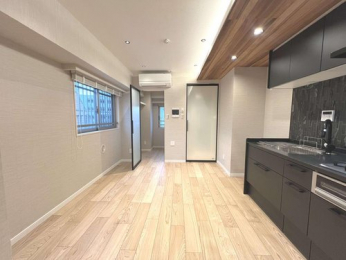 ���r���O�@-