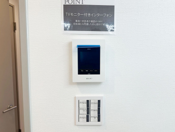 ̑ρ@TVj^[tC^[tH