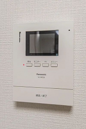 ̑ρ@TVj^[tC^[tH