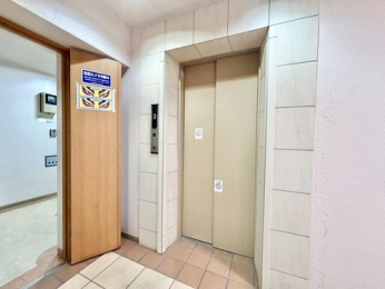 ���̑����p���@�G���x�[�^�[