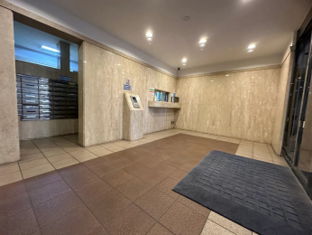 �G���g�����X�@�I�[�g���b�N