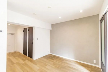 ���r���O�@-