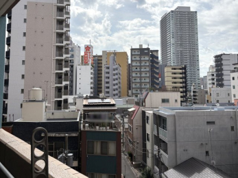 �Z�˂���̒��]�ʐ^�@-