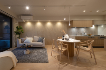 ���r���O�@-