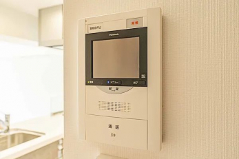 ���̑����ρ@TV���j�^�[�t�C���^�[�t�H��