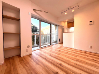 ���r���O�@-