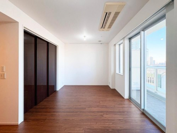 ���r���O�@-