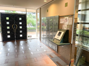 �G���g�����X�@��z�{�b�N�X�E�I�[�g���b�N