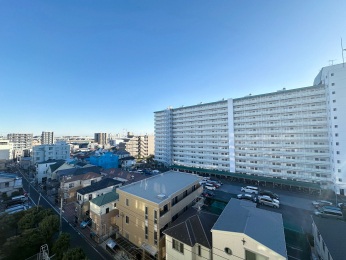 �Z�˂���̒��]�ʐ^�@-