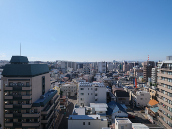 �Z�˂���̒��]�ʐ^�@-