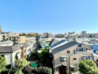 �Z�˂���̒��]�ʐ^�@-