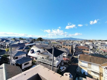 �Z�˂���̒��]�ʐ^�@-