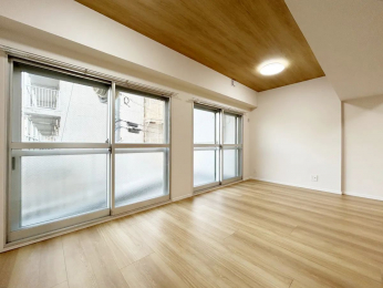 ���r���O�@-