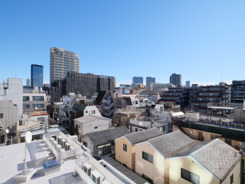 �Z�˂���̒��]�ʐ^�@-