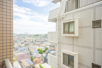 �Z�˂���̒��]�ʐ^�@-