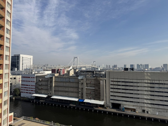 �Z�˂���̒��]�ʐ^�@-