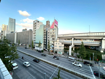 �Z�˂���̒��]�ʐ^�@-