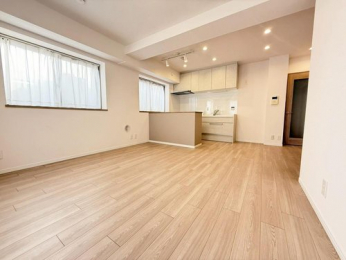 ���r���O�@-