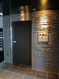 �G���g�����X�@�I�[�g���b�N