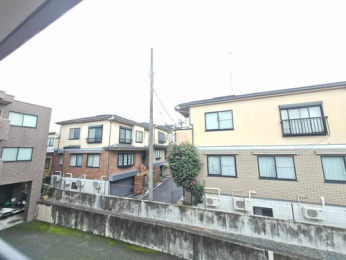 �Z�˂���̒��]�ʐ^�@-