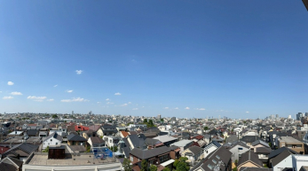 �Z�˂���̒��]�ʐ^�@-