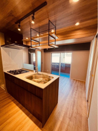 ���r���O�@-