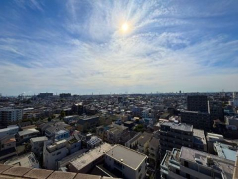 �Z�˂���̒��]�ʐ^�@-