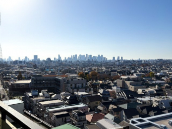 �Z�˂���̒��]�ʐ^�@-