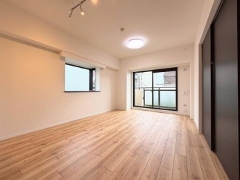 ���r���O�@-