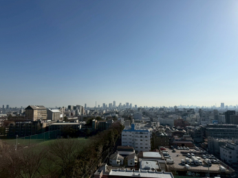 �Z�˂���̒��]�ʐ^�@-