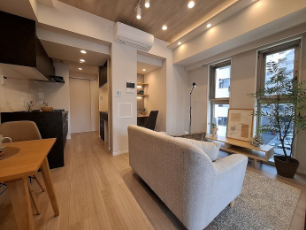 ���r���O�@-