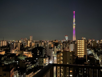 �Z�˂���̒��]�ʐ^�@-