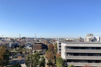 �Z�˂���̒��]�ʐ^�@-