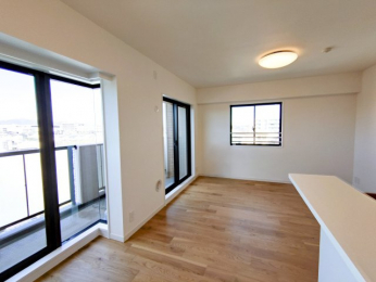 ���r���O�@-