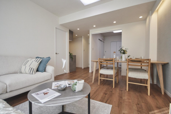 ���r���O�@-