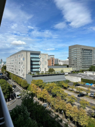 �Z�˂���̒��]�ʐ^�@-