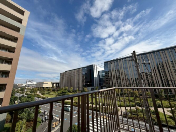 �Z�˂���̒��]�ʐ^�@-