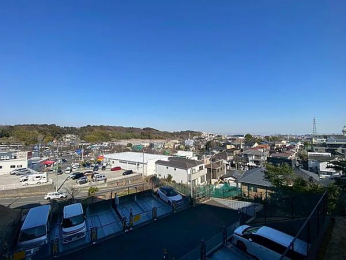 �Z�˂���̒��]�ʐ^�@-