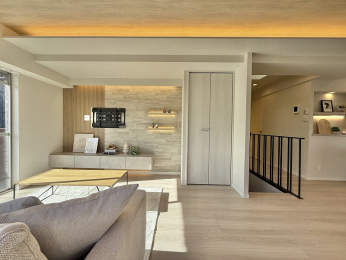 ���r���O�@-